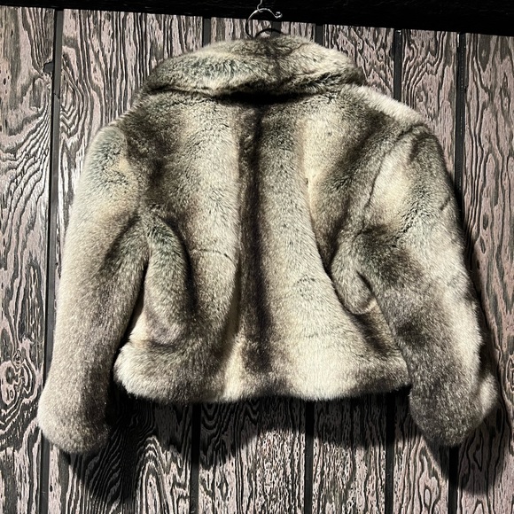 Shoulder jacket short sleeve - Picture 2 of 2